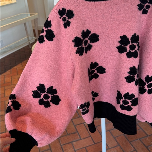 Manoush - Women’s Pink Daisy Floral Sweater - Size: Medium - Picture 7 of 9